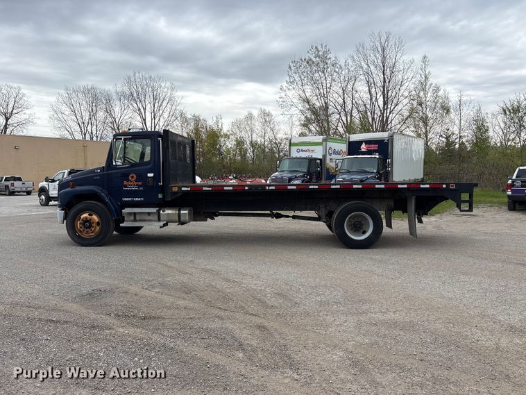 image for item FK1495 2001 Freightliner FL70 flatbed truck