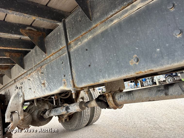 image for item FK1495 2001 Freightliner FL70 flatbed truck