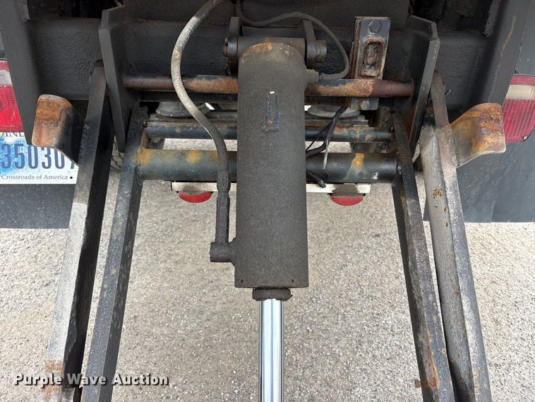 image for item FK1495 2001 Freightliner FL70 flatbed truck