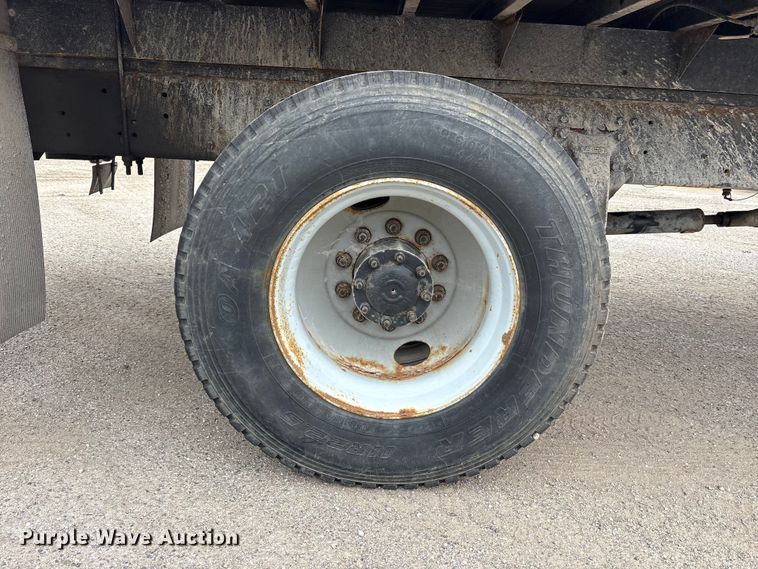 image for item FK1495 2001 Freightliner FL70 flatbed truck