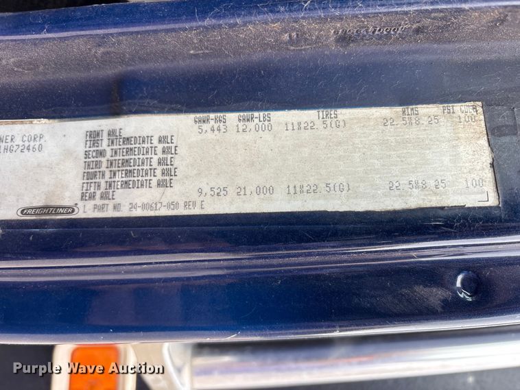 image for item FK1495 2001 Freightliner FL70 flatbed truck