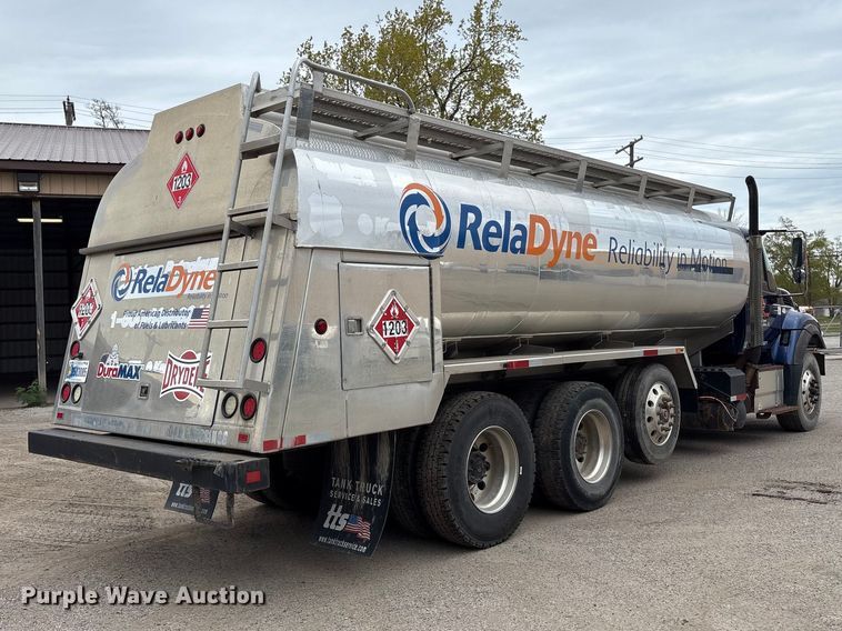 image for item FK1496 2017 International 7500 fuel truck