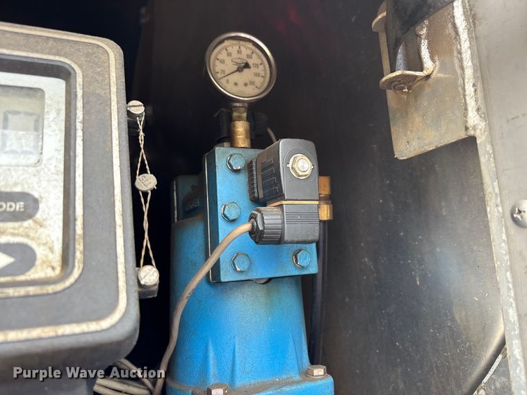 image for item FK1496 2017 International 7500 fuel truck