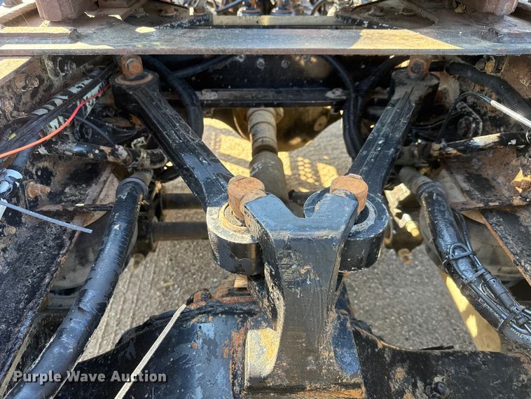 image for item NA9364 2000 Kenworth T800 semi truck