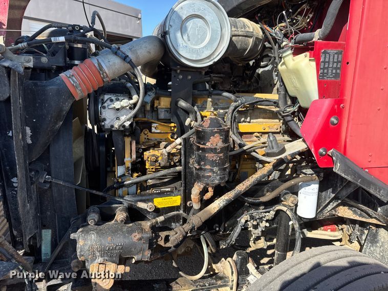 image for item NA9364 2000 Kenworth T800 semi truck