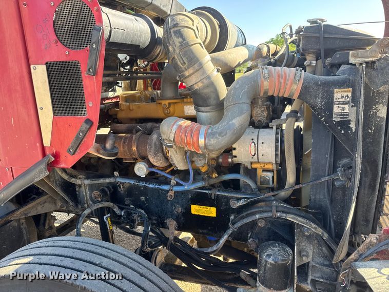 image for item NA9364 2000 Kenworth T800 semi truck