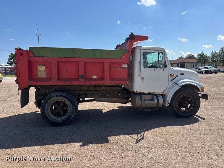 image for item NA9365 1997 International 4700 dump truck