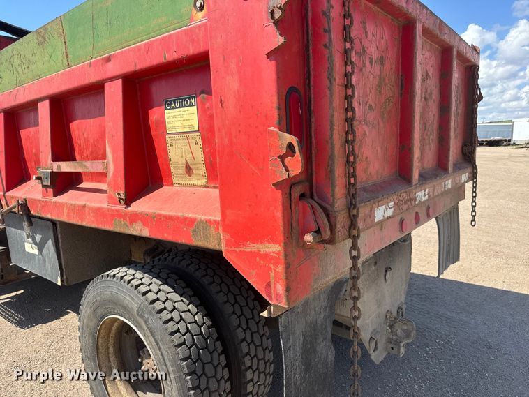 image for item NA9365 1997 International 4700 dump truck