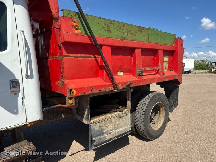 image for item NA9365 1997 International 4700 dump truck