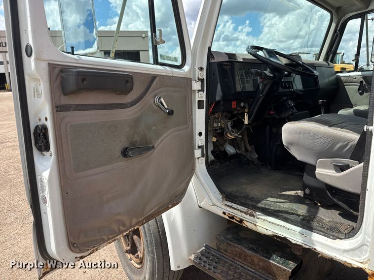 image for item NA9365 1997 International 4700 dump truck
