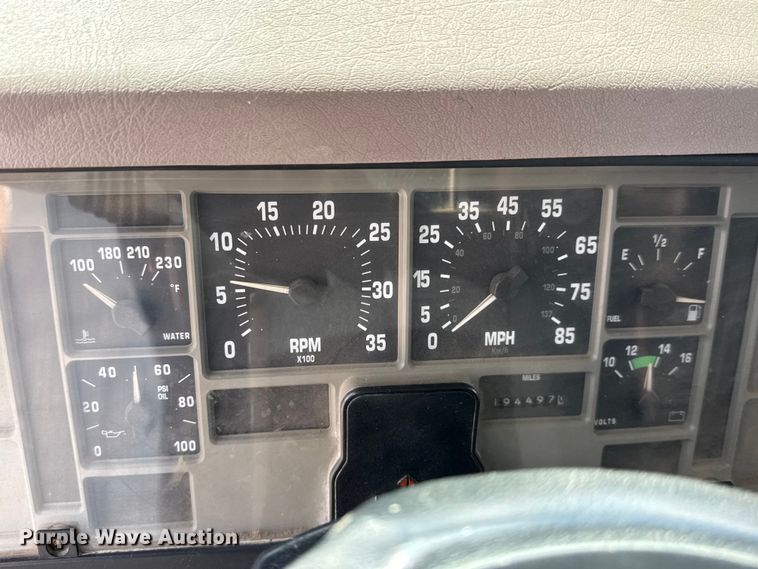 image for item NA9365 1997 International 4700 dump truck