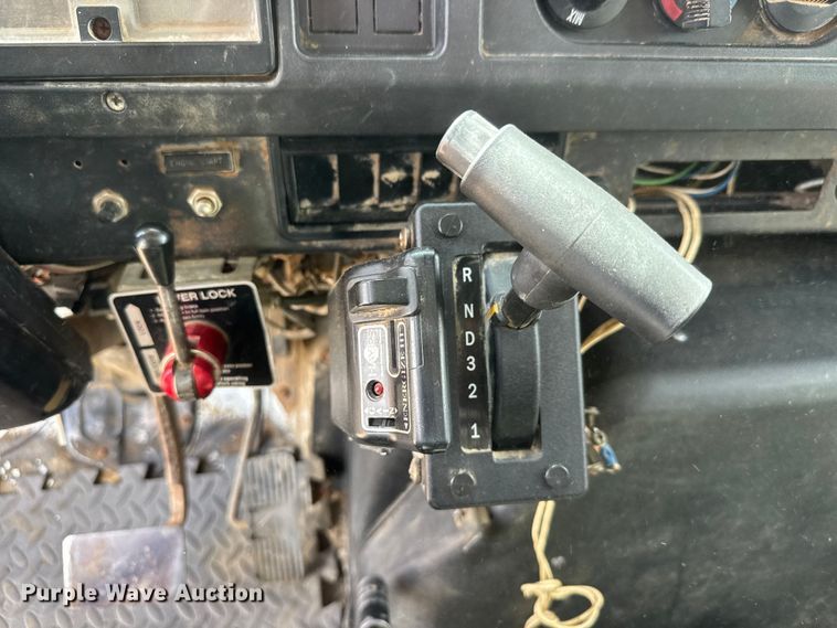 image for item NA9365 1997 International 4700 dump truck