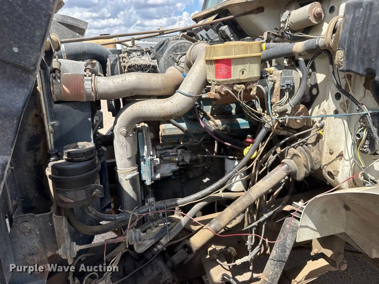 image for item NA9365 1997 International 4700 dump truck