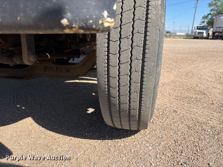image for item NA9365 1997 International 4700 dump truck