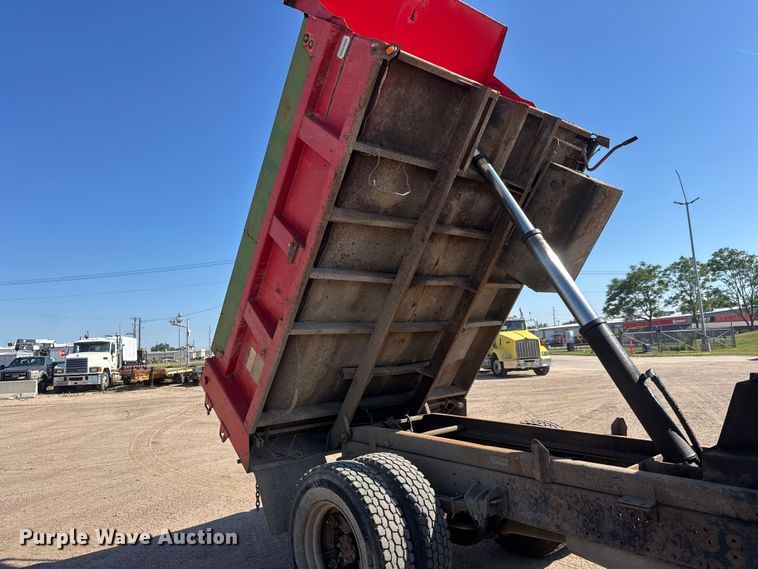 image for item NA9365 1997 International 4700 dump truck