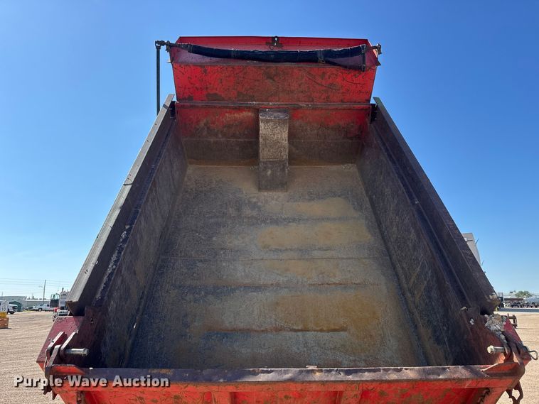 image for item NA9365 1997 International 4700 dump truck