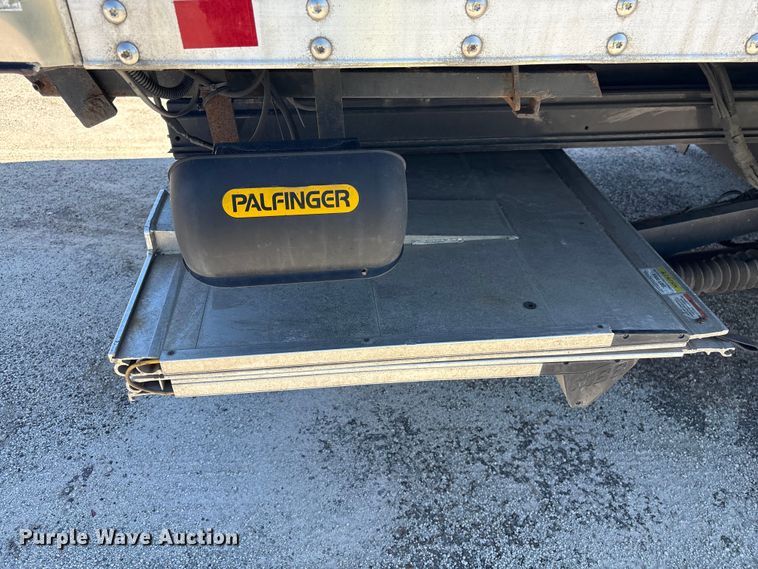 image for item YA1868 2019 Hino box truck