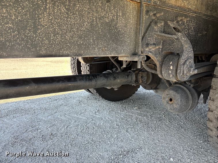 image for item YA1868 2019 Hino box truck