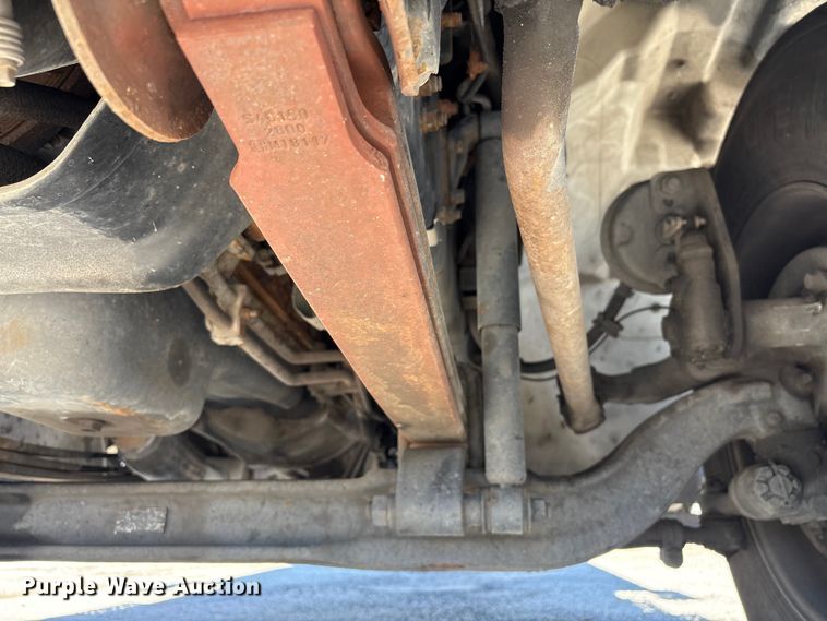 image for item YA1868 2019 Hino box truck