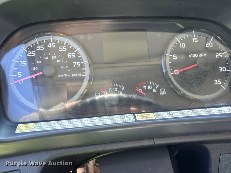 image for item YA1868 2019 Hino box truck