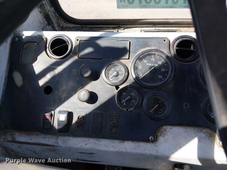 image for item YA2531 2015 Capacity TJ5000 yard truck