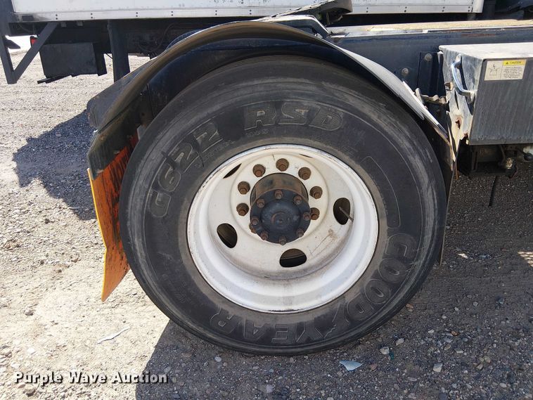 image for item YA2531 2015 Capacity TJ5000 yard truck