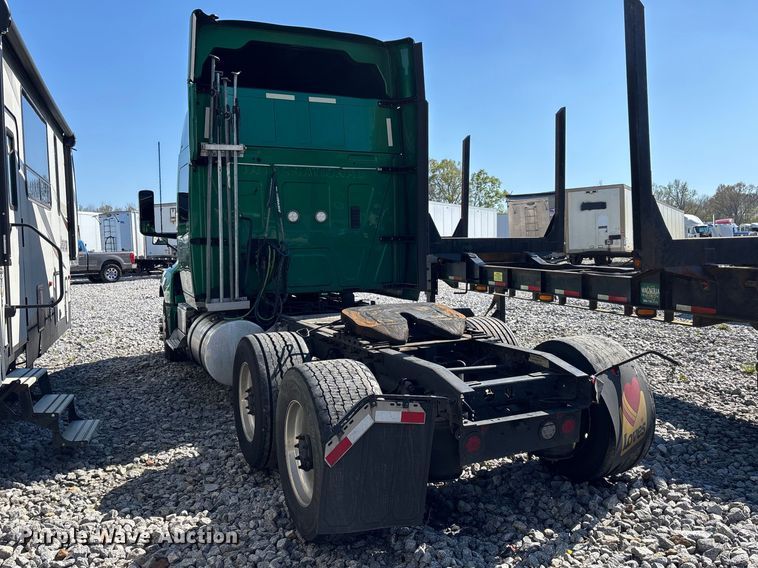 image for item YA2580 2019 International LT625 semi truck