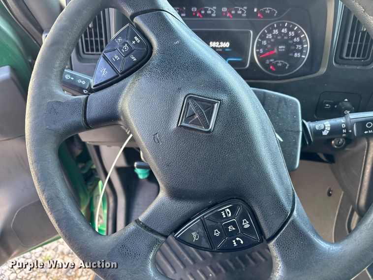 image for item YA2580 2019 International LT625 semi truck