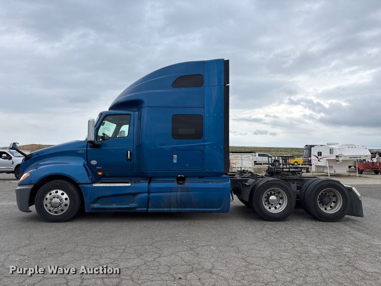 image for item YA2663 2019 International LT625 semi truck