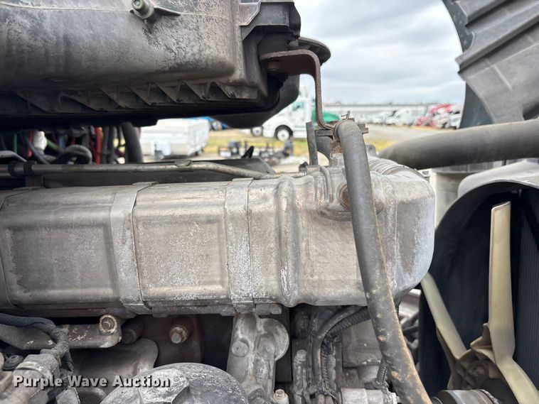 image for item YA2663 2019 International LT625 semi truck