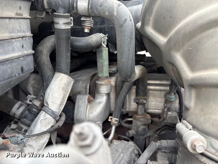 image for item YA2663 2019 International LT625 semi truck