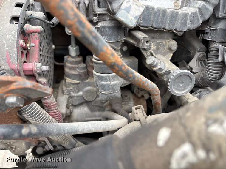 image for item YA2663 2019 International LT625 semi truck