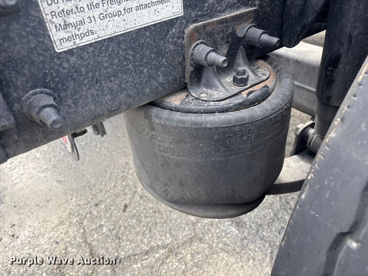 image for item YA2671 2019 Freightliner Cascadia semi truck