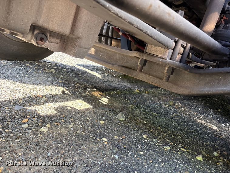 image for item YA2768 2021 Freightliner Cascadia semi truck