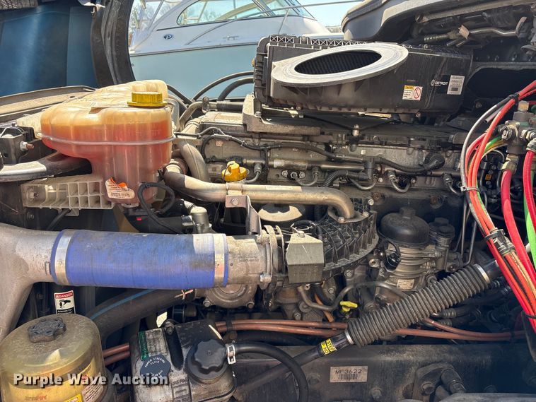 image for item YA2768 2021 Freightliner Cascadia semi truck