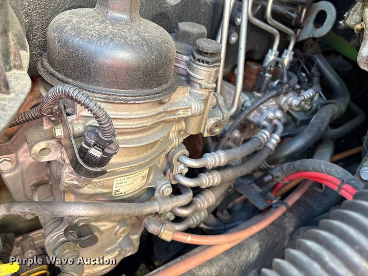 image for item YA2768 2021 Freightliner Cascadia semi truck