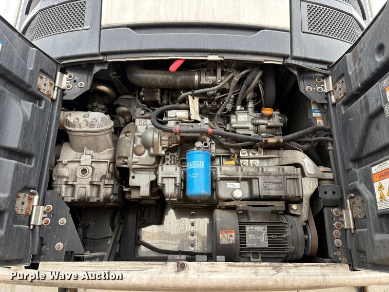 image for item YA2795 2024 CIMC 1RBR5305 refrigerated van trailer