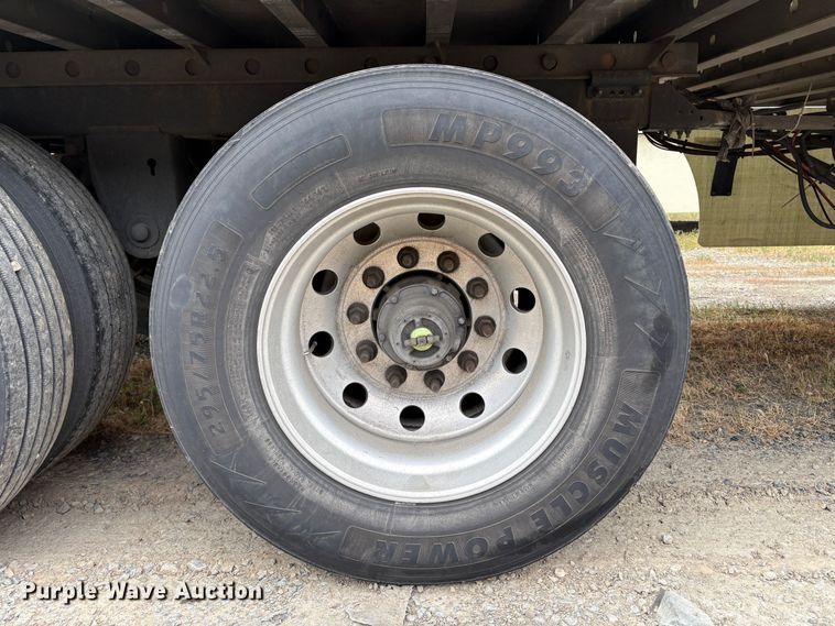 image for item YA2795 2024 CIMC 1RBR5305 refrigerated van trailer