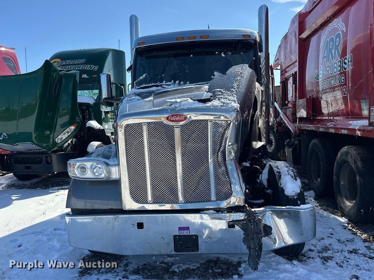 image for item YA2803 2026 Peterbilt 567 truck cab and chassis