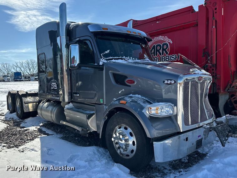 image for item YA2803 2026 Peterbilt 567 truck cab and chassis