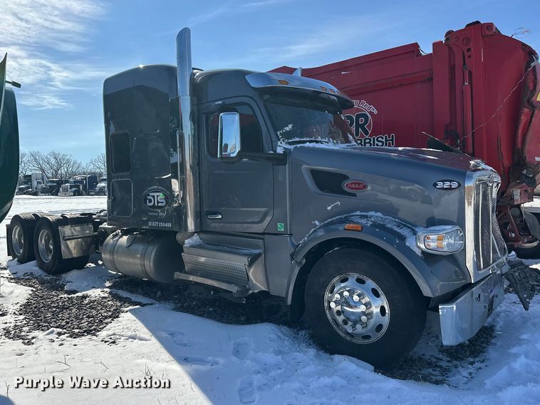 image for item YA2803 2026 Peterbilt 567 truck cab and chassis