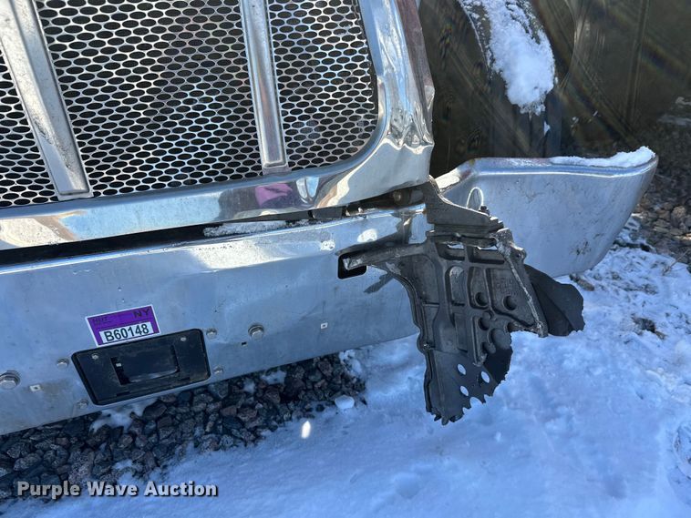 image for item YA2803 2026 Peterbilt 567 truck cab and chassis