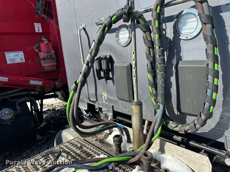 image for item YA2803 2026 Peterbilt 567 truck cab and chassis