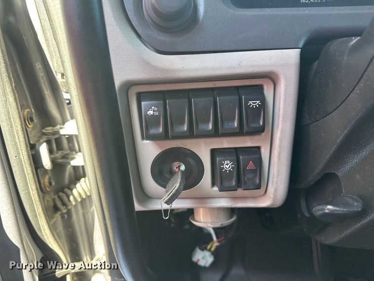 image for item YA2803 2026 Peterbilt 567 truck cab and chassis