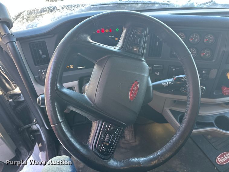 image for item YA2803 2026 Peterbilt 567 truck cab and chassis