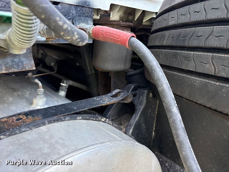 image for item YA2936 2020 International LT625 semi truck
