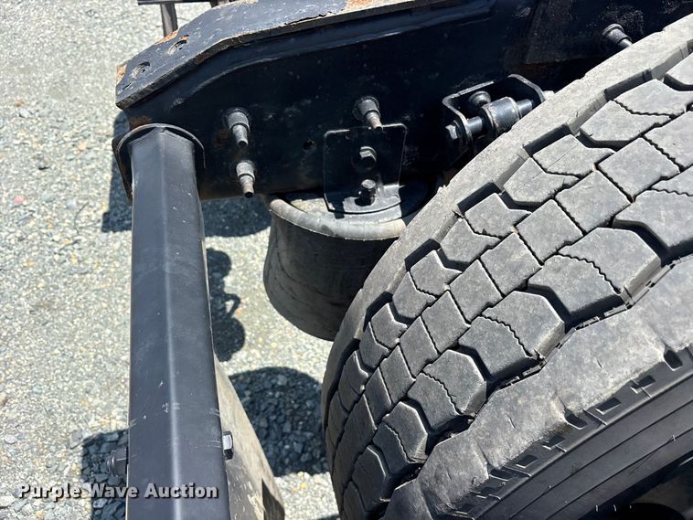 image for item YA2936 2020 International LT625 semi truck