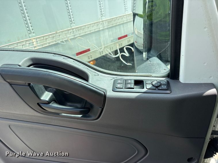 image for item YA2936 2020 International LT625 semi truck