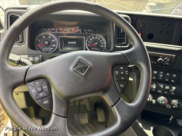 image for item YA2936 2020 International LT625 semi truck