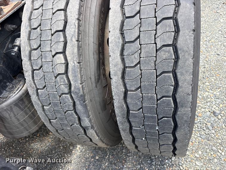 image for item YA2936 2020 International LT625 semi truck